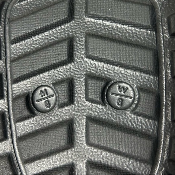 Crocs Classic Glitter Lined Clogs M6 / W8 Multicolor Black Lining Starry Skies - Picture 10 of 10